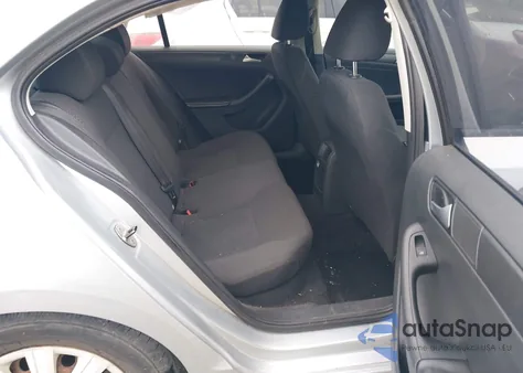 2014 Volkswagen Jetta 2.0L S z USA, uszkodzony, nr VIN 3VW2K7AJ8EM233080